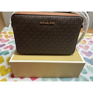 NWT Michael kors crossbody purse brown color